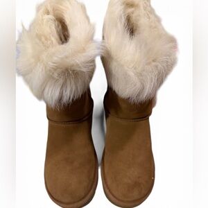 UGG Tan Boots with Cream Fur